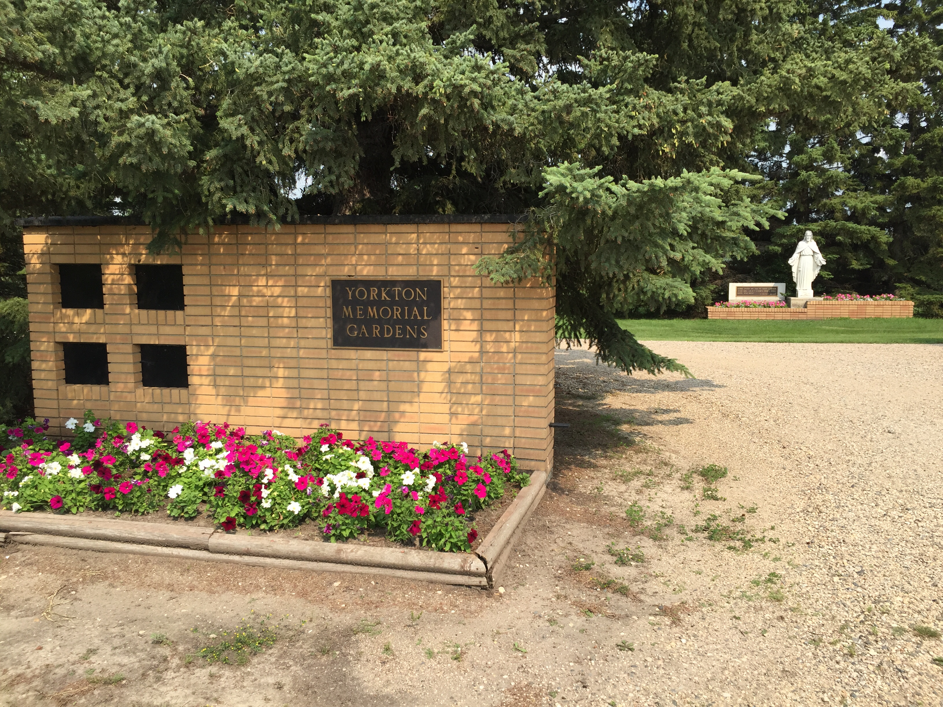 Yorkton Memorial Gardens